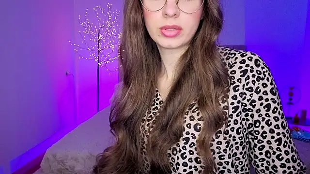 Real_cutie1 即時 XXX 聊天