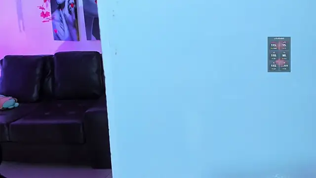 XXX chat uživo modela kayilyn