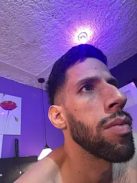 Karim_mansur 即時 XXX 聊天