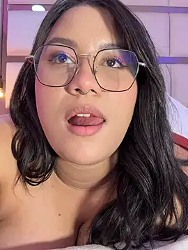 elizavenus Adlı Modelin Canlı XXX Sohbeti