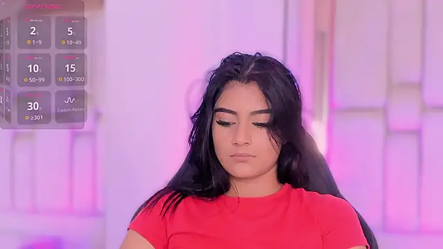 KatherineRuiz_ Adlı Modelin Canlı XXX Sohbeti