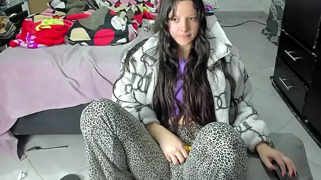 lacii_lost: απευθείας συνομιλία ΧΧΧ