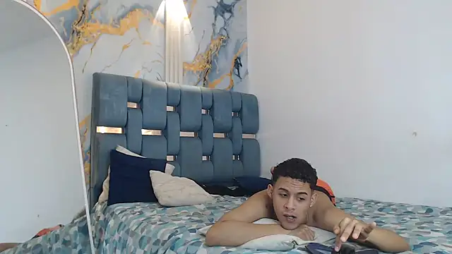 GOLD_BOYS Chat XXX live