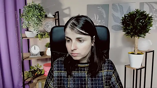 MartaEdams' Live XXX Chat