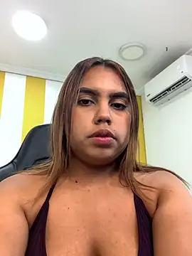 esmeralda_cuisman Chat XXX live