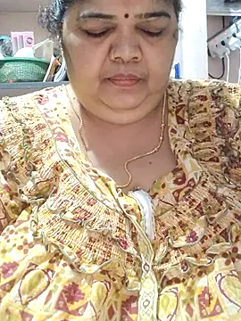 tamilthanushri 라이브 XXX 채팅