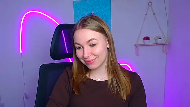 Dana_flowers Chat XXX live