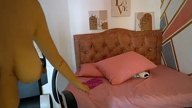 دردشة Gin_Boobs الجنسية المباشرة