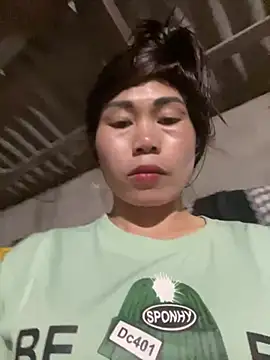 meganmeo: онлайн-секс-чат