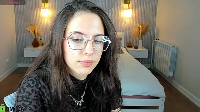 elise_robbie's Live XXX Chat