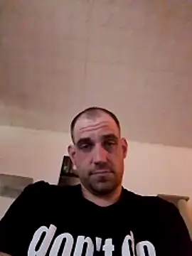 Codymc89 Live XXX-Chat