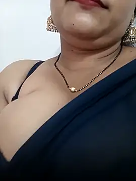 دردشة Nyra-23 الجنسية المباشرة