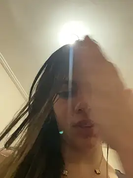 paola_oliveira Show in webcam