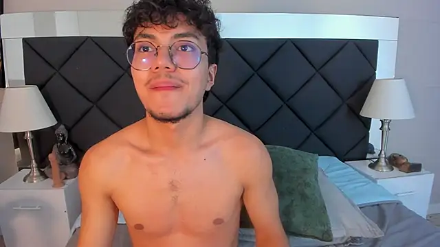 kai_storn's Webcam Show