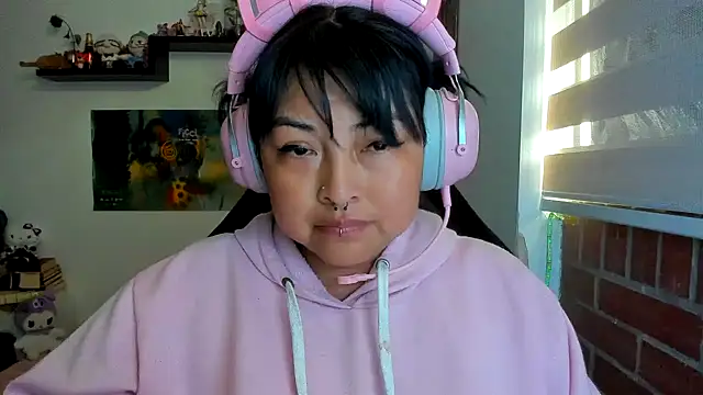 Shaddycute_'s Live XXX Chat