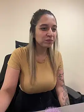 Isabella_Varella's Webcam Show