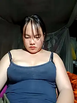 emilyzz's Live XXX Chat