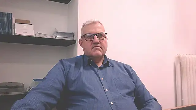 Sailor_71 Adlı Modelin Canlı XXX Sohbeti