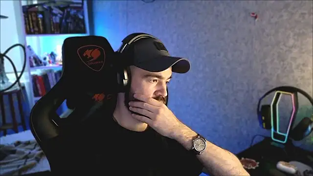 _Mostly_'s Live XXX Chat