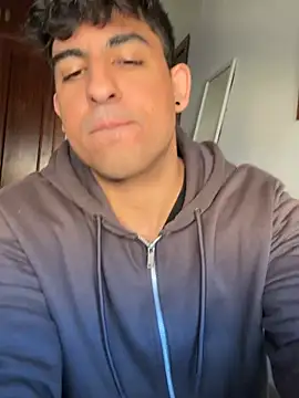 poliakovxxのウェブカメラショー