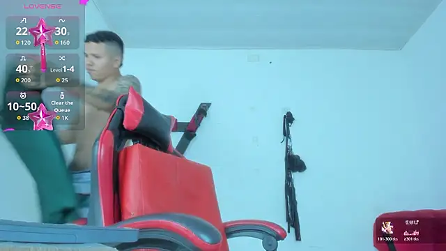 Pokazy przed kamerką – Steven_and_Camilo18