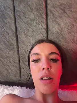 Jetf_Andrea_couple Show in webcam