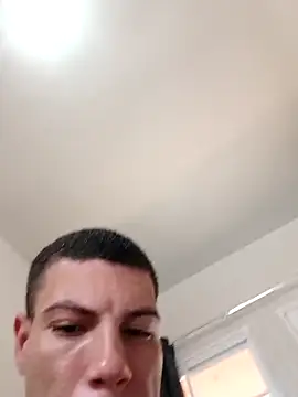 roludo00177 Show in webcam