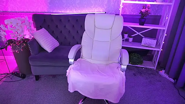 LittleShyy's Live XXX Chat