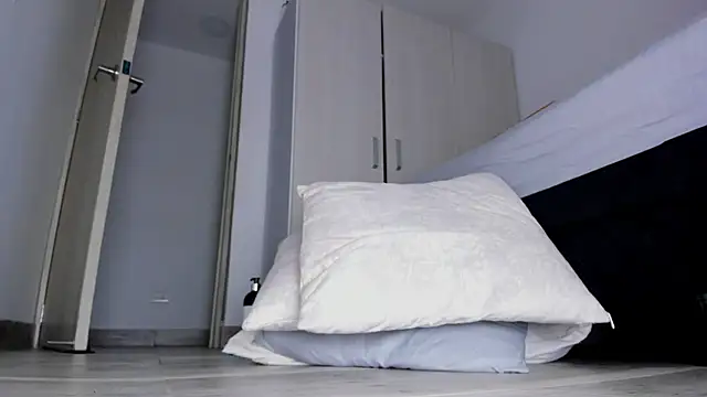 Skarleth69 – Naživo XXX chat