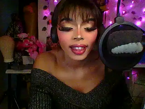 Anaconda2350 Live XXX-Chat