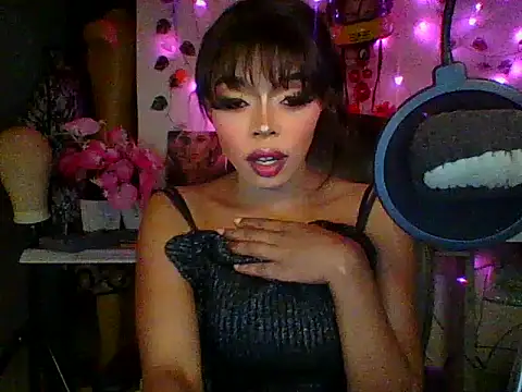 Anaconda2350's Live XXX Chat