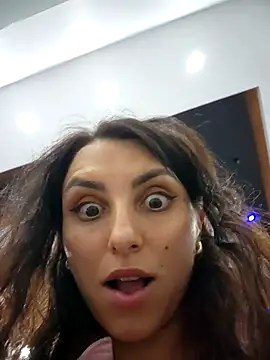 Izabella_Bella: онлайн-секс-чат