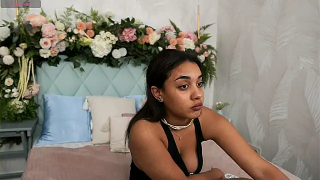 Luna_Cortier Live XXX-Chat