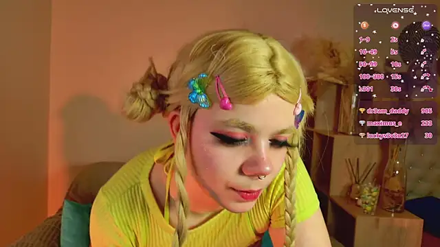 Waifu_Ketrin: απευθείας συνομιλία ΧΧΧ