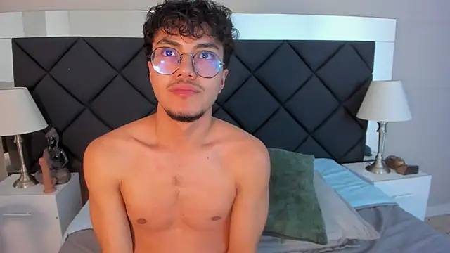 Živý XXX chat kai_storn