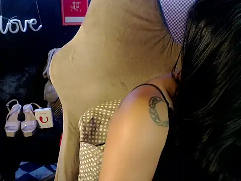 xxXMissCessXxx Show in webcam