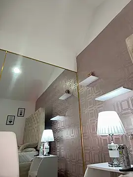 Sara_Desire Live XXX-chat