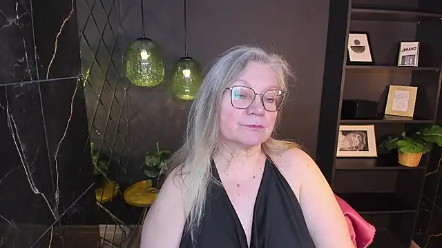 NataliMellow's Live XXX Chat