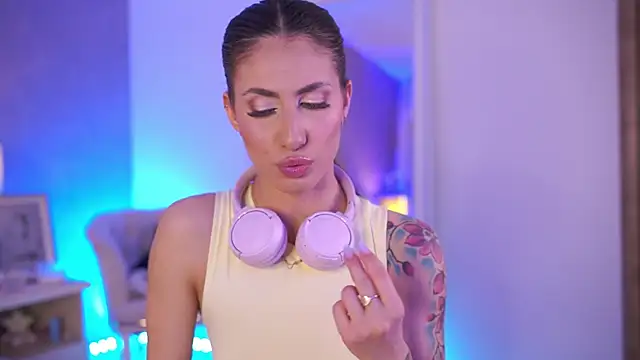 Czat XXX na żywo – OhhAisha