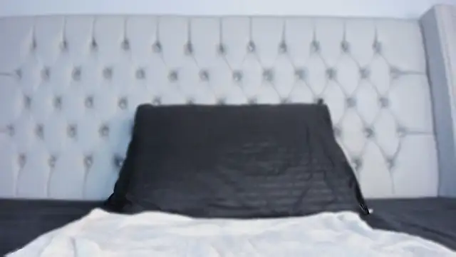 Lily_StClair: онлайн-секс-чат