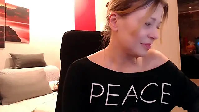 love-bionda: онлайн-секс-чат