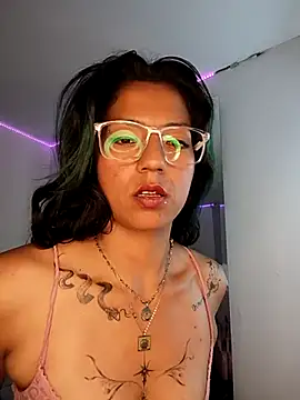 SamathaMay Chat XXX in diretta