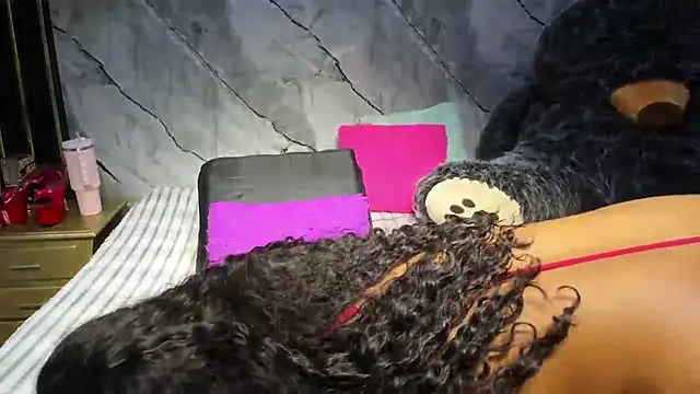 Chatroom XXX en direct de Niyirey1