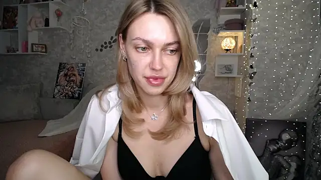 NickyAdamidi Live XXX-chat