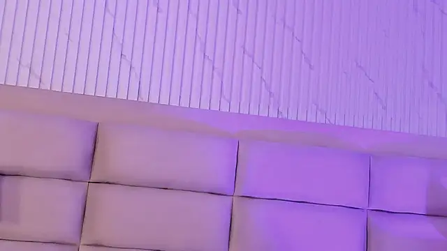 CarolineFyre live XXX chat