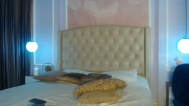 LiaTrainor Obrolan Langsung XXX