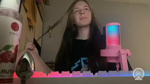 britneylovely élő XXX-chatje