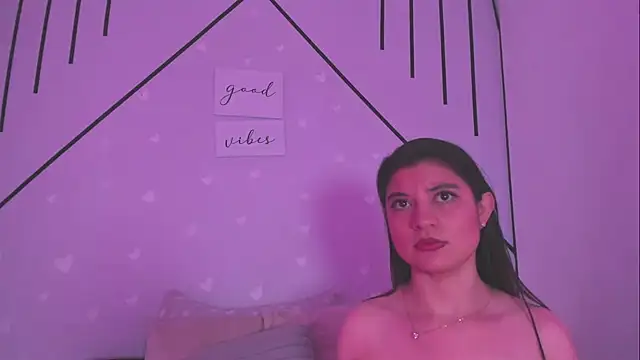 DahliaCielo: онлайн-секс-чат