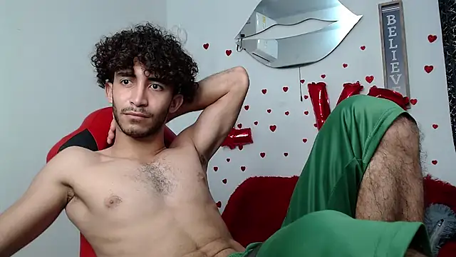 Chatroom XXX en direct de Caius_fox