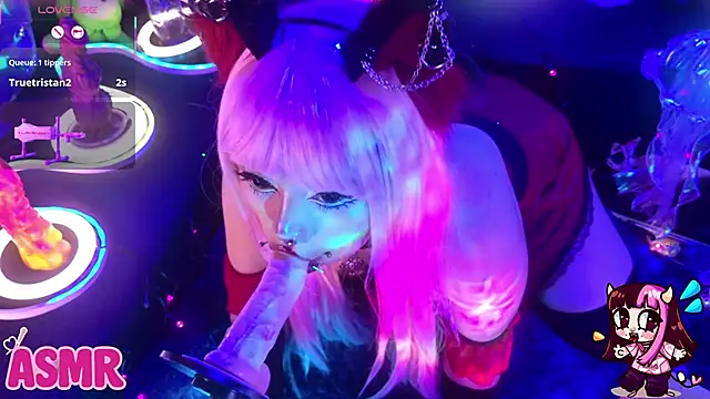 LaytonBoxのライブXXXチャット